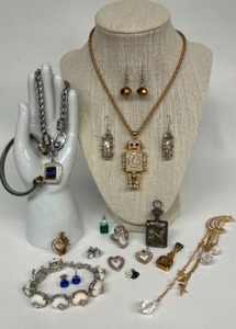 lot 246 image: Lot of Designer Fashion Jewelry BETSY JOHNSON Swarovski Crystal ROBOT Necklace