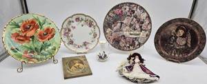 lot 296 image: End of the Day - Collectible Items