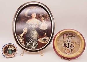 lot 297 image: 3 Vintage Advertising Tin Trays & Drink Coaster