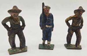 lot 300 image: Vintage 3 Toy Painted Metal Cowboys & Soldiers Figurines 