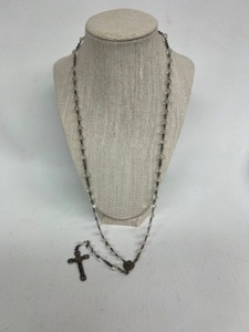 lot 384 image: Vintage LS Catholic Sterling Silver & Crystal 5 Decade Rosary
