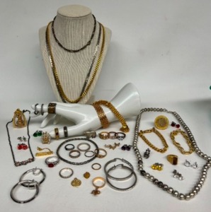 lot 308 image: Gold Fill, Overlay on 925, Sterling Jewelry, Necklaces, Rings, Bracelets Decorated w Rhinestones & Crystal