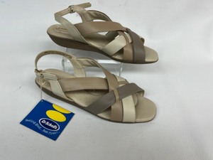 lot 375 image: Dr Scholls Comfort Sandals New with Tags