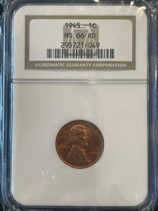 lot 4 image: 1945 Lincoln Cent NGC MS66 Red