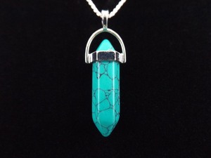 .925 Sterling Silver Green Howlite Healing Crystal Pendant Necklace