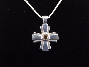 .925 Sterling Silver Citrine Maltese Cross Pendant Necklace