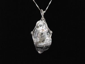 .925 Sterling Silver Zebra Agate Pendant Necklace