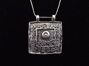 .925 Sterling Silver Larger Designed Shield Pendant Necklace