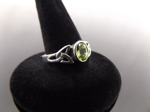 NEW .925 Sterling Silver Peridot Crystal Celtic Ring Size 7.75