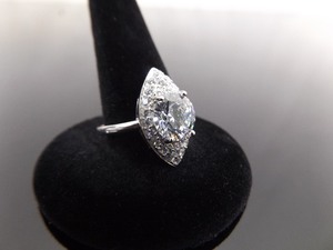 NEW .925 Sterling Silver Zirconia Ring Size 8