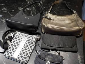 5 Purses - like new...