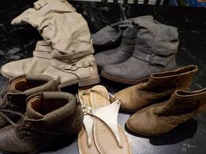 3 pair shoes size 8.5 and 2 pair Boots size 9 - hardly worn
