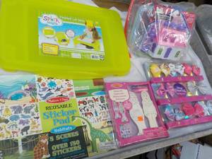 Melissa and Doug, Bows, Foldable Lap Desk and Doll House - all new
