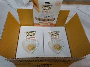 30 x 4 packs Fancy Feast Natural Salmon and Tuna in a Demi-Glaze Purina Savory Cat Treats retail $90