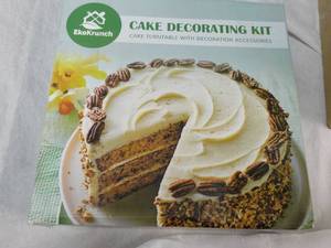 EkoKrunch Cake Decorating Kit new in box