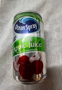 24 x 7.5 Fl oz Cans of Coean Spray Apple Juice