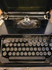 Vintage LC Smith & Corona Standard Typewriter 1930s Era Black With Case Stunning