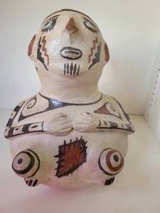 Mata Ortis clay pot.