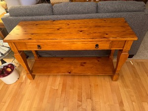 lot 45 image: Hallway Table