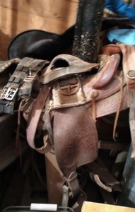 lot 70 image: Wintec English saddle and vintage Western saddle