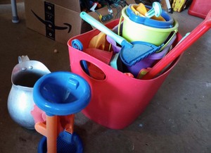 lot 77 image: Collection Of Beach Toys