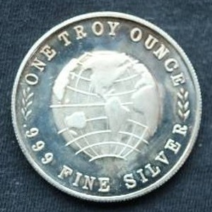 1985 Happy Holidays 1 Oz. Silver Round