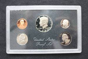 1983 U.S. Mint Proof Set - No Box