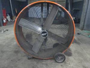 lot 46 image: 42 Commercial Fan