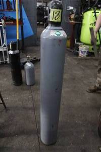 lot 18 image: C25 75% Argon 25% Co2 Welding Tank (51 tall, S 125cf)