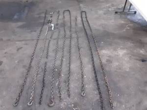 lot 83 image: Assorted Chains and Chain Ends