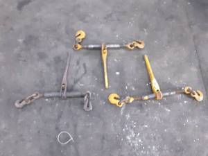 lot 85 image: 3 Ratcheting Chain Load Binders 38
