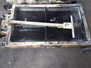 lot 89 image: Roughneck Oil Drain Dolly