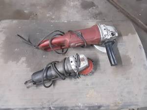 lot 98 image: Tool-Shop 7 Angle Grinder and Porter Cable 4-12 Angle Grinder