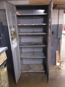 lot 118 image: 2 Door Metal Cabinet 36x85x19