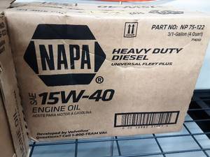 lot 122 image: New Case of Napa 1 Gallon Jugs (15w-40) Heavy Duty Diesel Oil