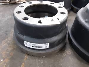 lot 142 image: Alliance Brake Drum ABPN42A154B Freightliner 15x4 Balanced