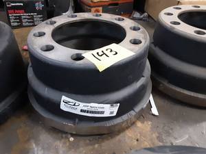 lot 143 image: Alliance Brake Drum ABPN42A154B Freightliner 15x4 Balanced