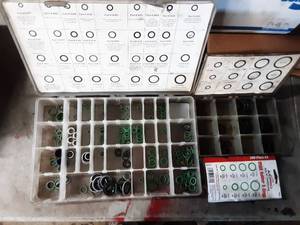 lot 265 image: 2 rubber O-ring kits