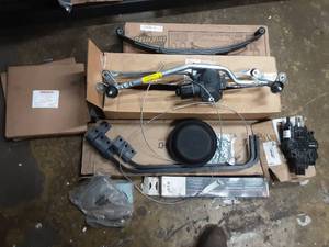 lot 269 image: assorted new parts