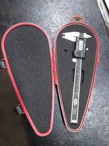 lot 305 image: Gates 0-5 digital caliper
