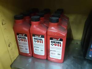 lot 308 image: 12 32oz bottles of power service deisel 911