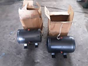 lot 317 image: 2 Hoosier Tanks, Frame Mounted Air Tanks