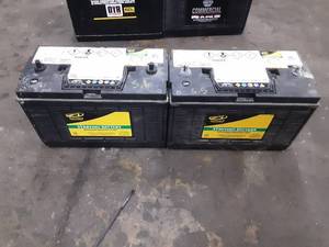 lot 393 image: 2 New Old Stock Group 31 Batteries 1221 ( no guarantee if good or bad)