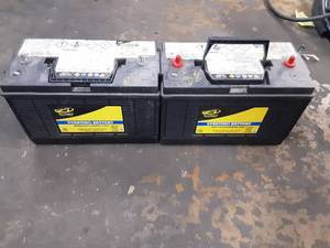 lot 395 image: 2 New Old Stock Group 31 Batteries 922 ( no guarantee if good or bad)
