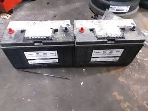 lot 397 image: 2 New Old Stock Group 31 Batteries 821 ( no guarantee if good or bad)