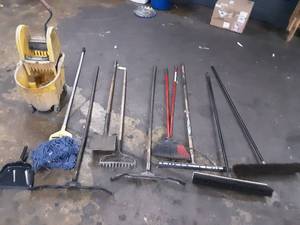 lot 405 image: Brooms, Shovels, Mops, Buckets and Squeegees