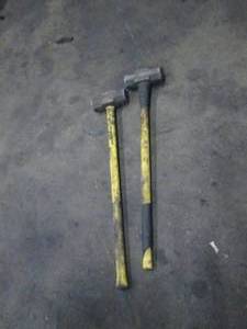 lot 378 image: 2 Sledge Hammers