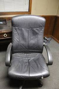 lot 407 image: 4 Drawer Lateral File Cabinet Desk, Office Chair and Office Supplies 30x18x15 , 58x33x30