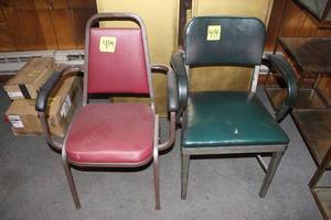 lot 414 image: 2 Office Chairs