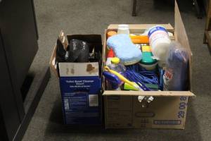 lot 441 image: Misc. Cleaning Supplies. (Trashbags, Toilet Bowl Cleaner, Swiffer Dusters, Disinfecting Wipes)